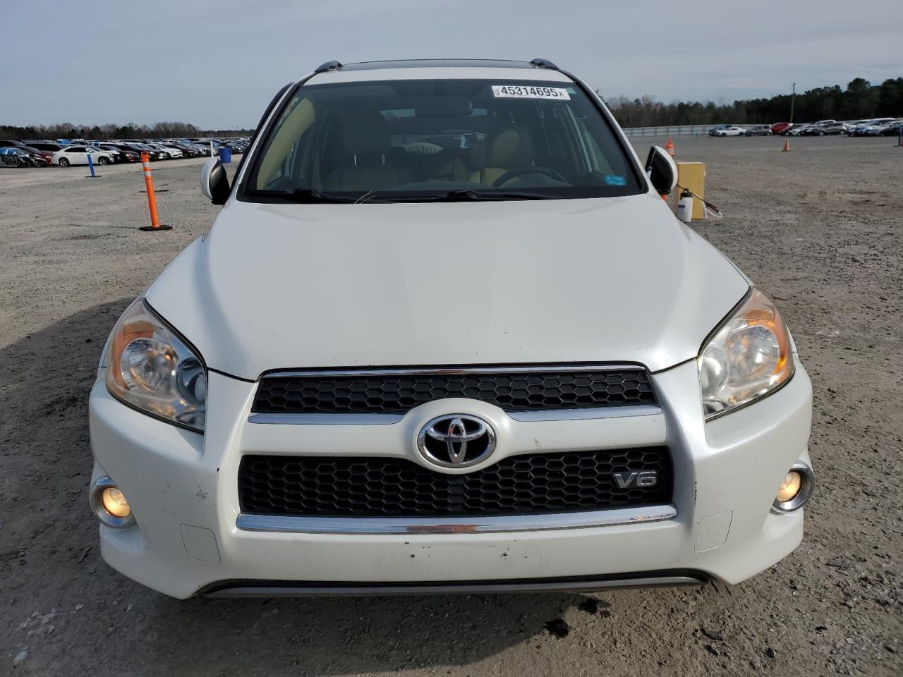 2009 Toyota RAV 4 - Image 5