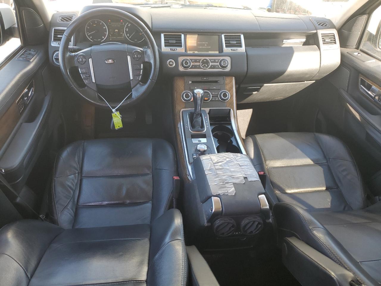 2010 Land Rover Range Rover - Image 8