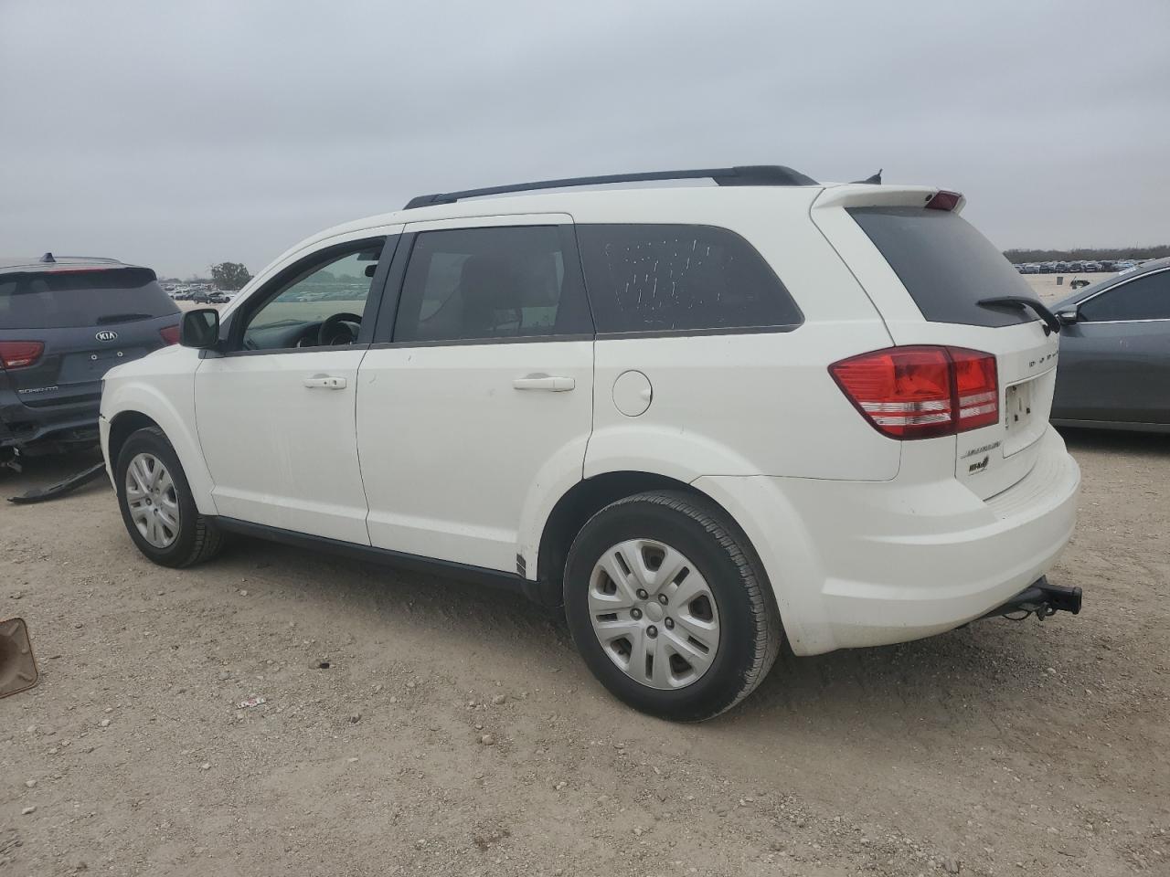 2016 Dodge Journey - Image 2