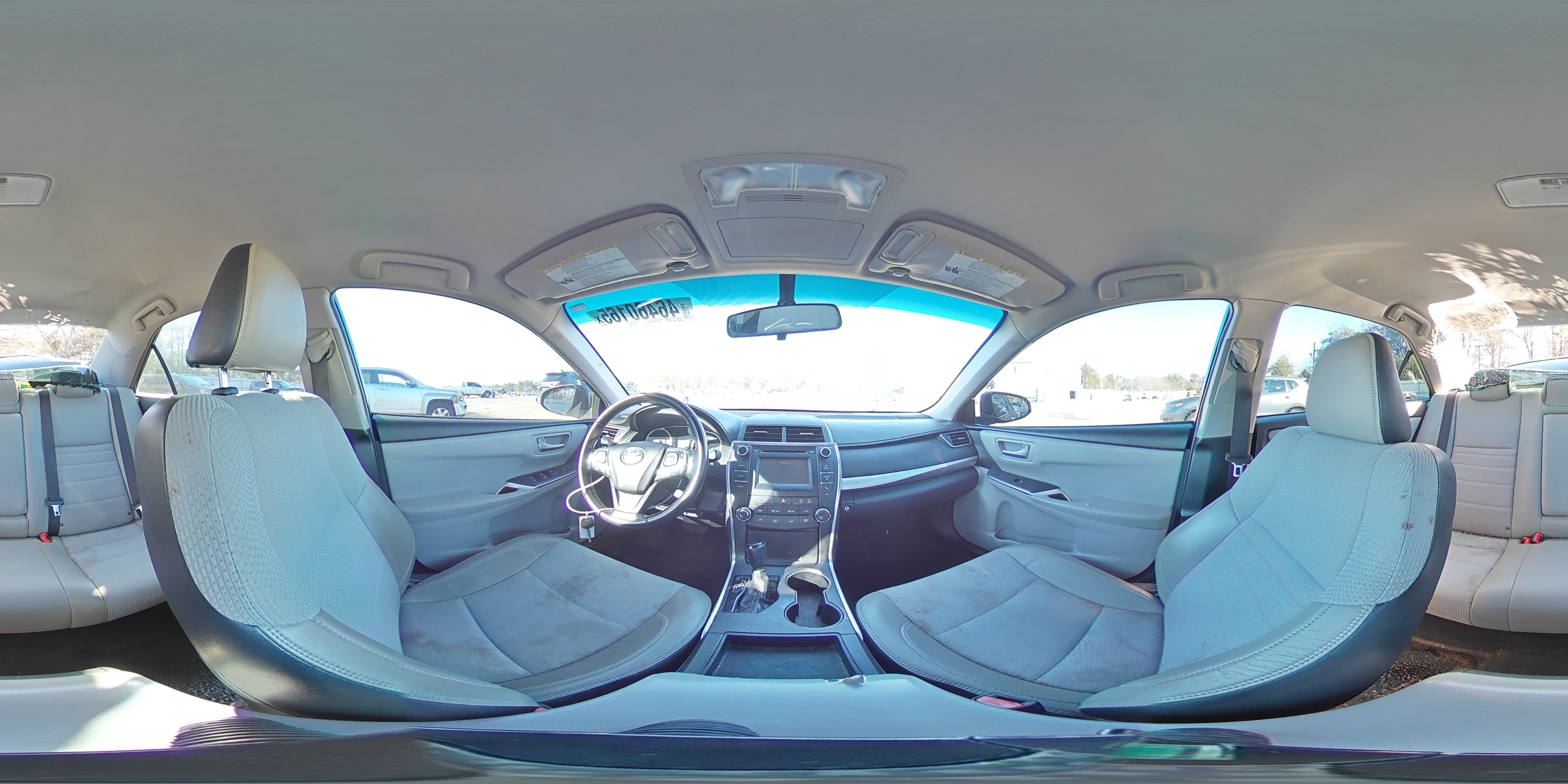 2016 Toyota Camry - Image 14