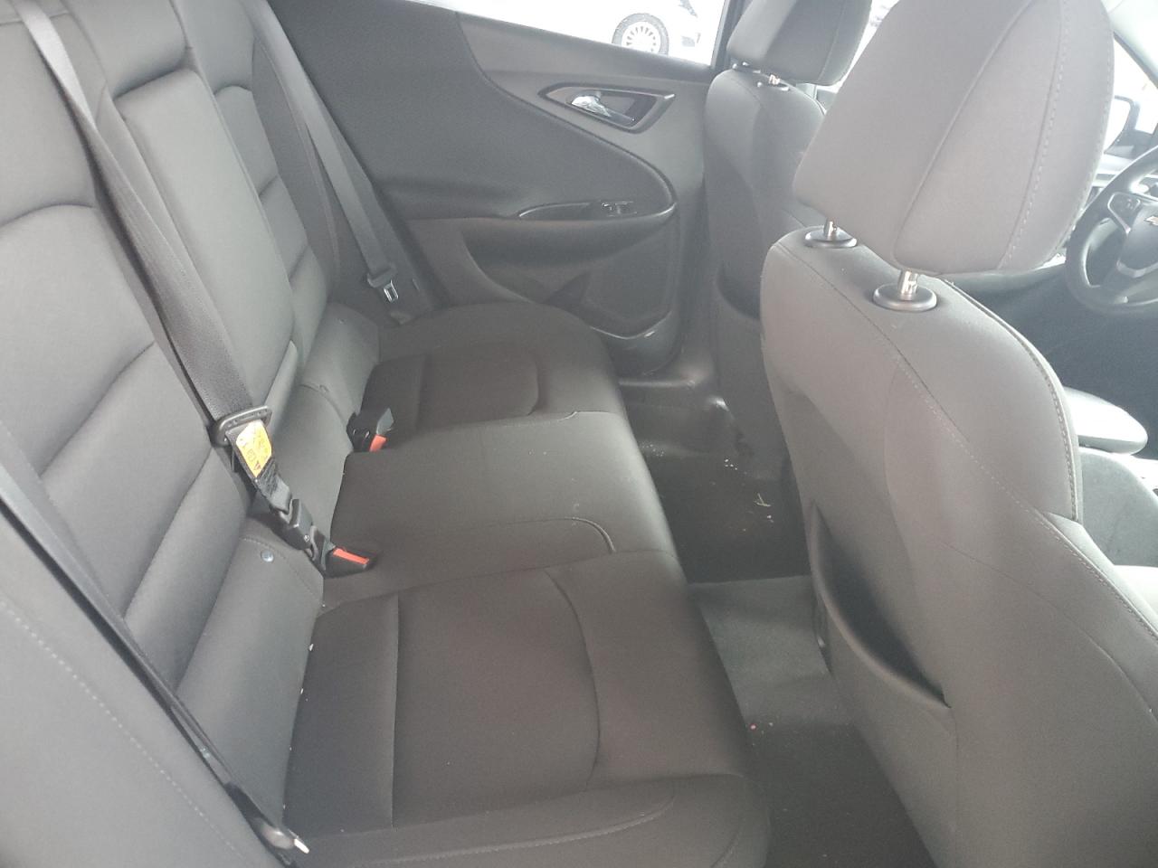 2019 Chevrolet Malibu - Image 10