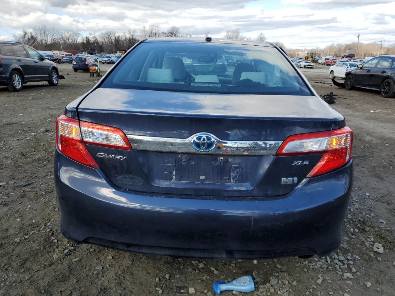 2014 Toyota Camry - Image 6