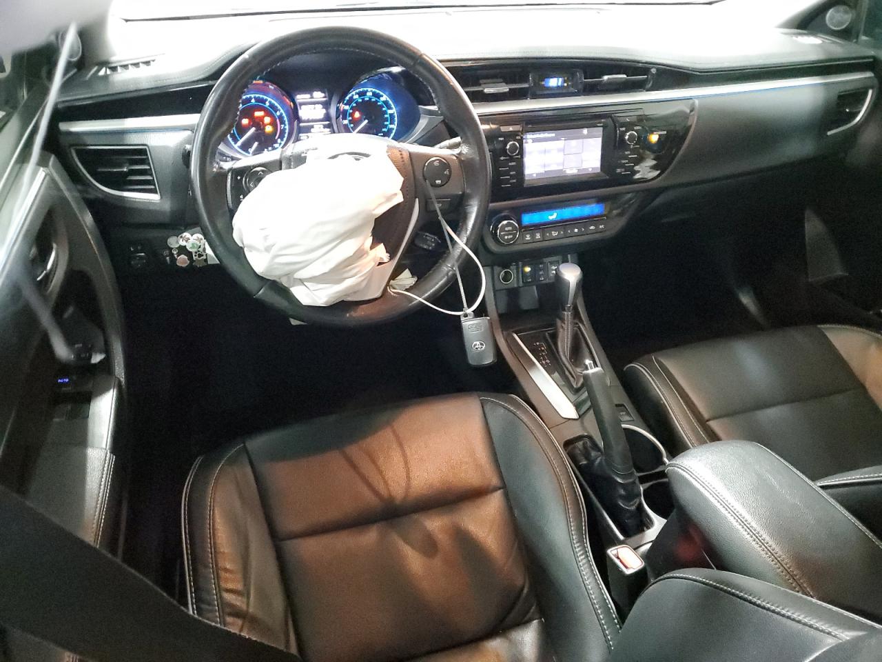 2016 Toyota Corolla - Image 8