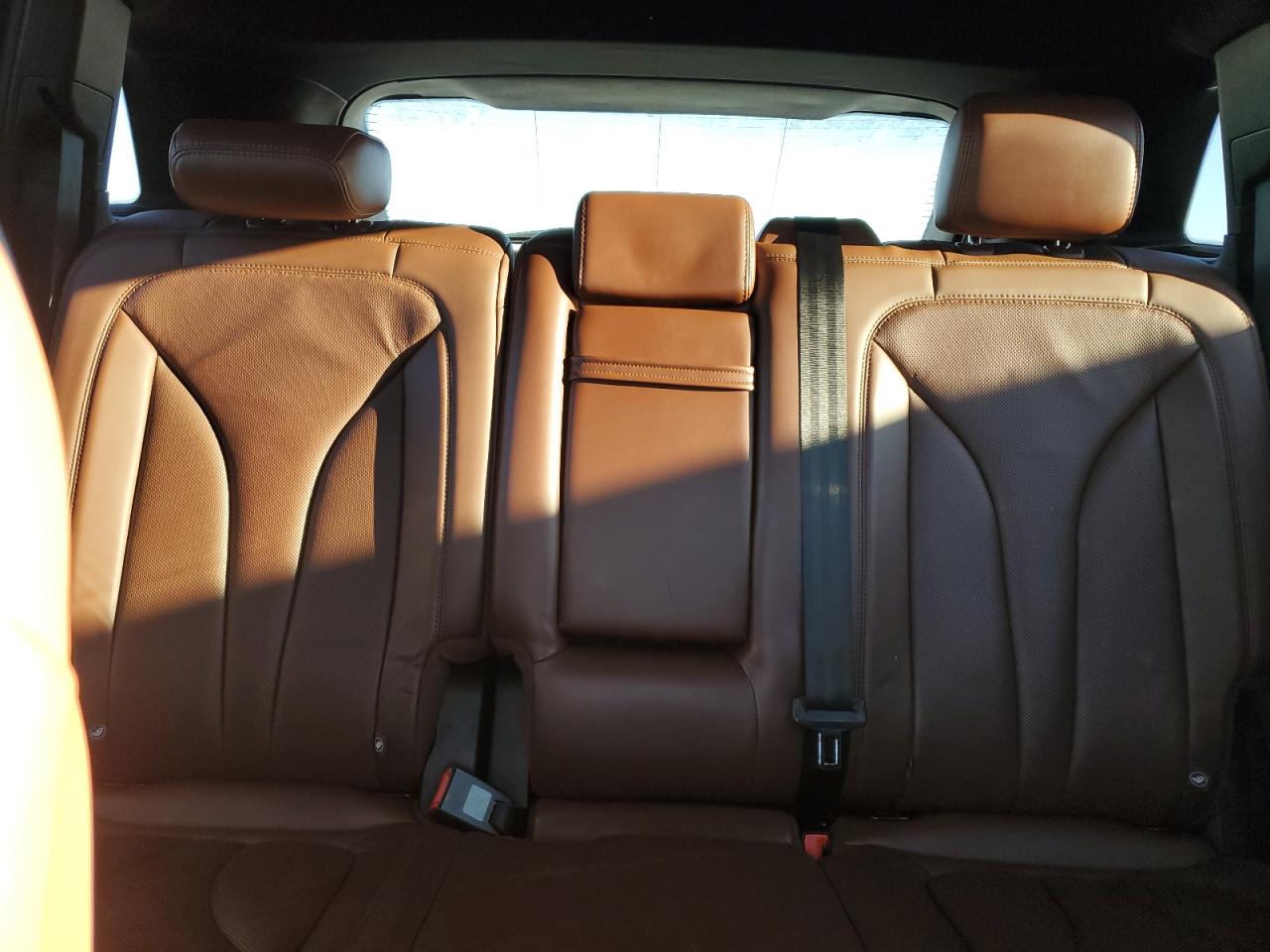 2019 Lincoln Nautilus - Image 10