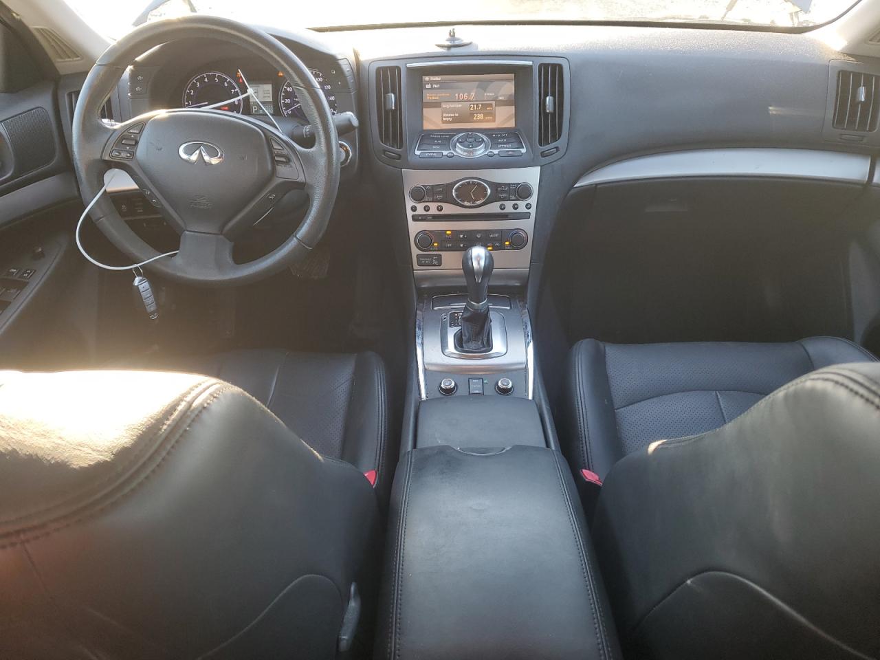 2011 Infiniti G - Image 8