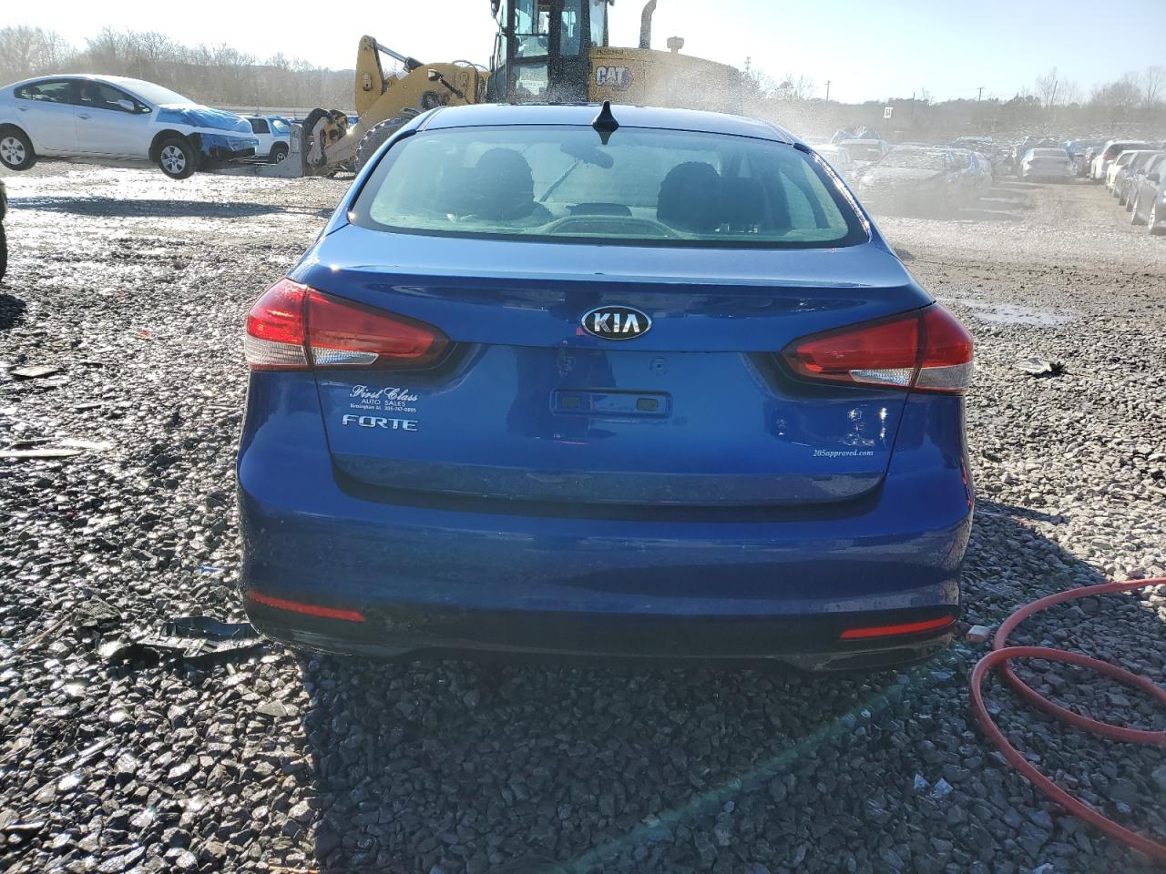 2017 Kia Forte - Image 6