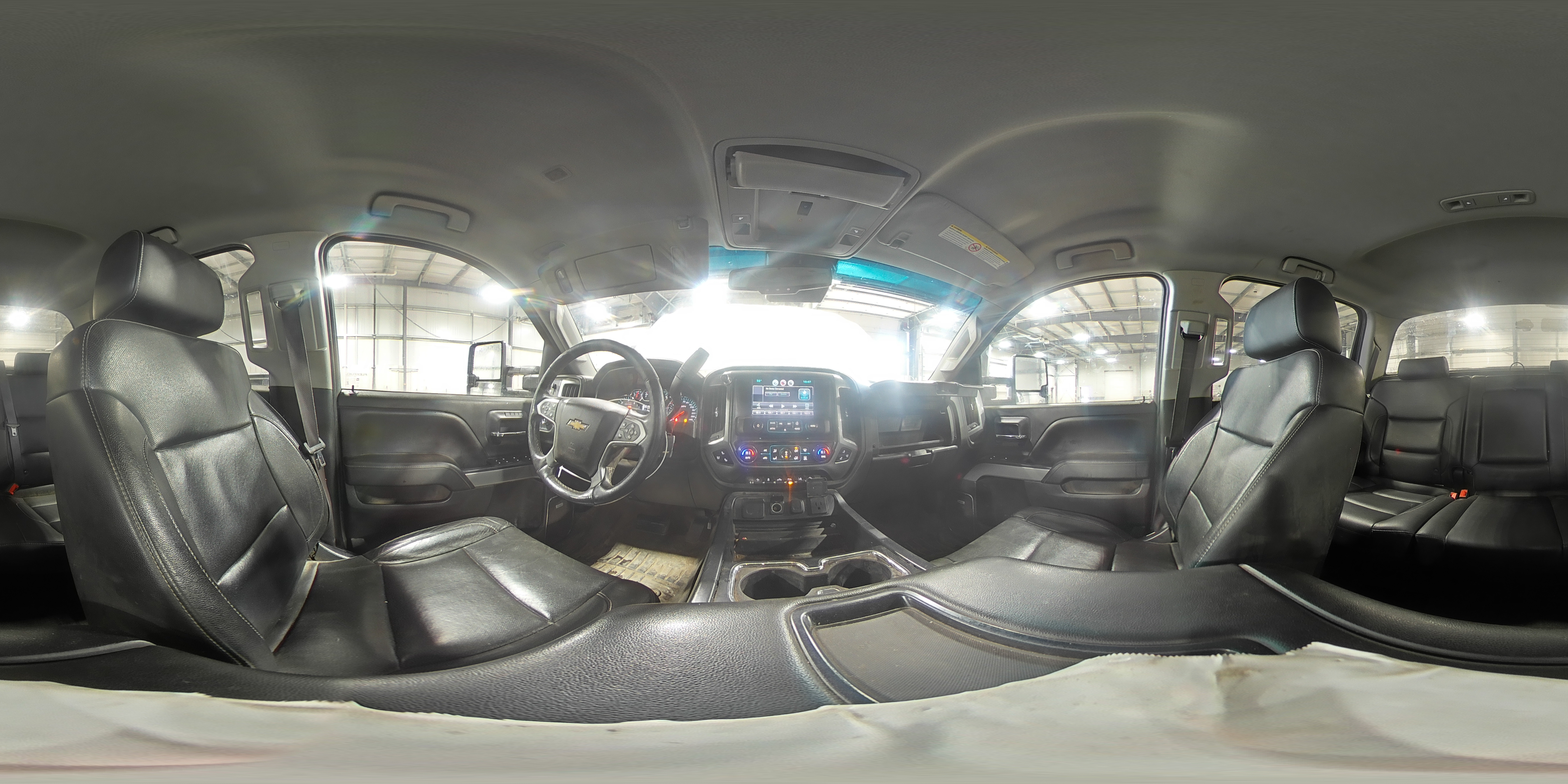2015 Chevrolet Silverado - Image 14