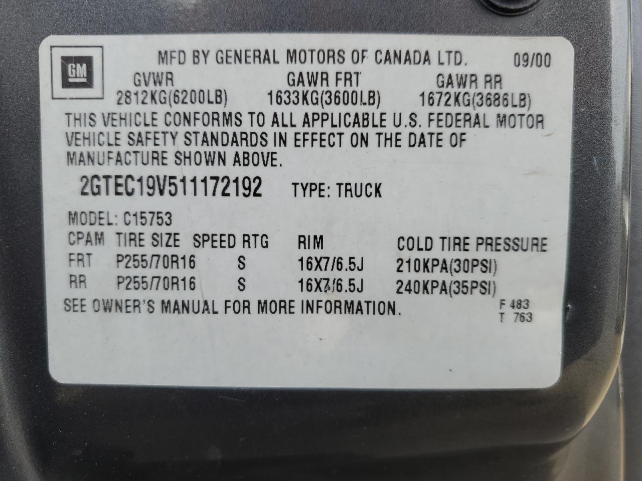 2001 GMC Sierra - Image 12