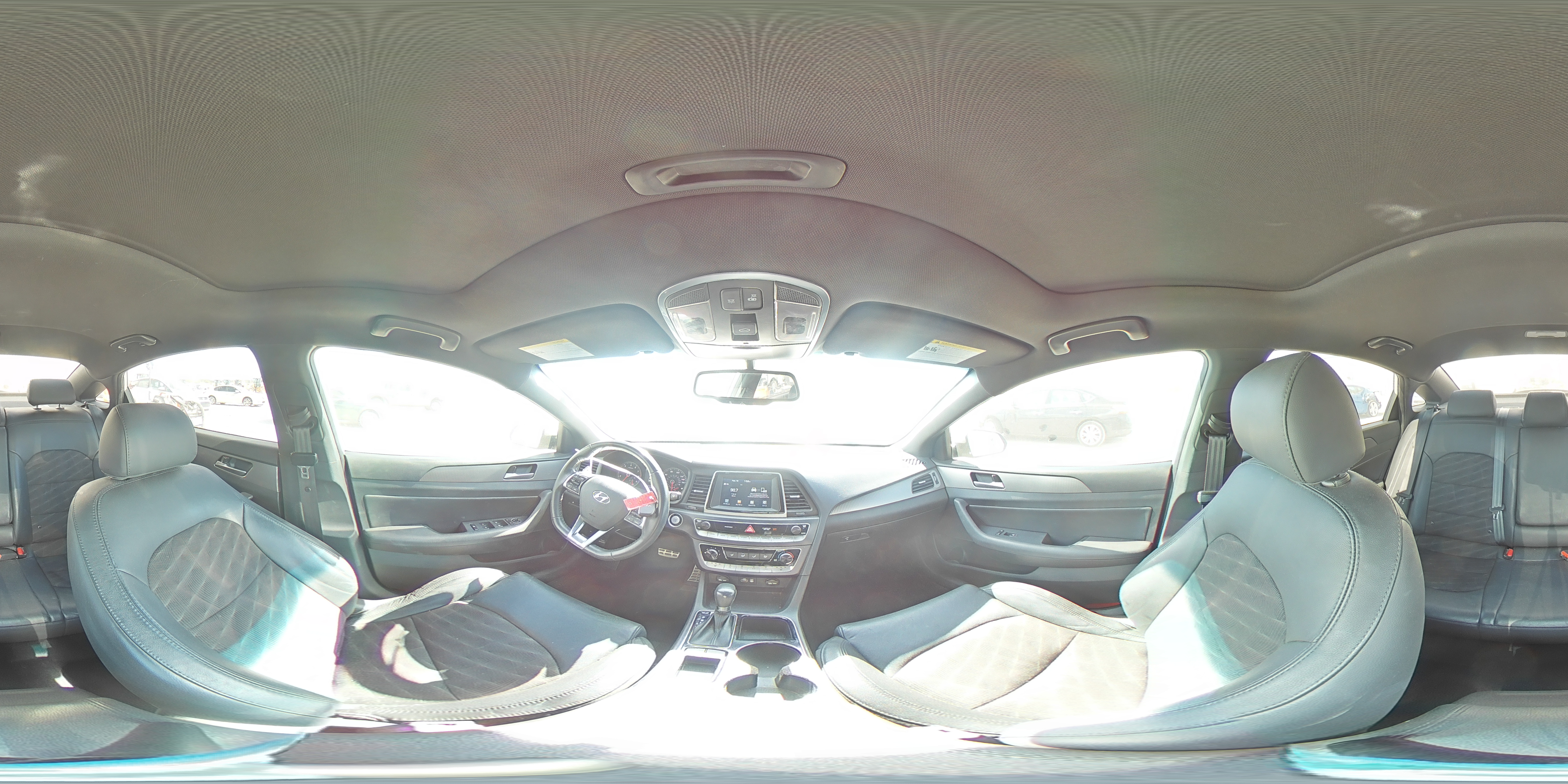 2018 Hyundai Sonata - Image 13