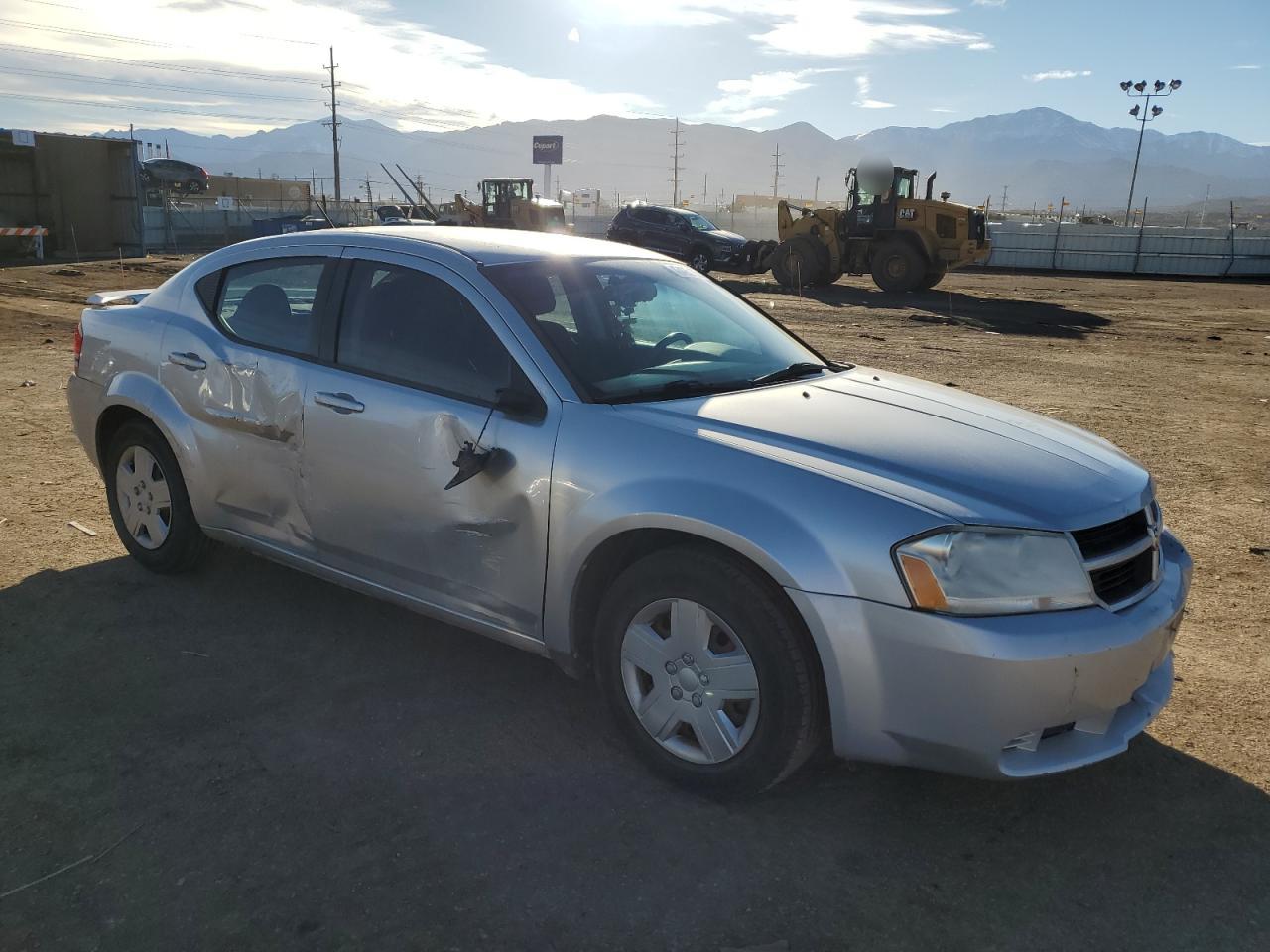2010 Dodge Avenger - Image 4