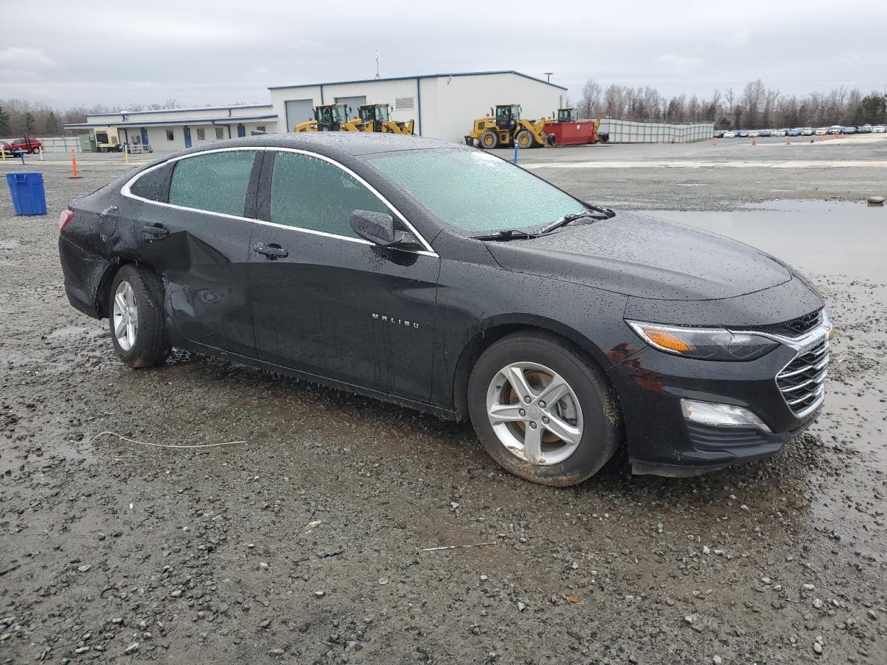 2022 Chevrolet Malibu - Image 4