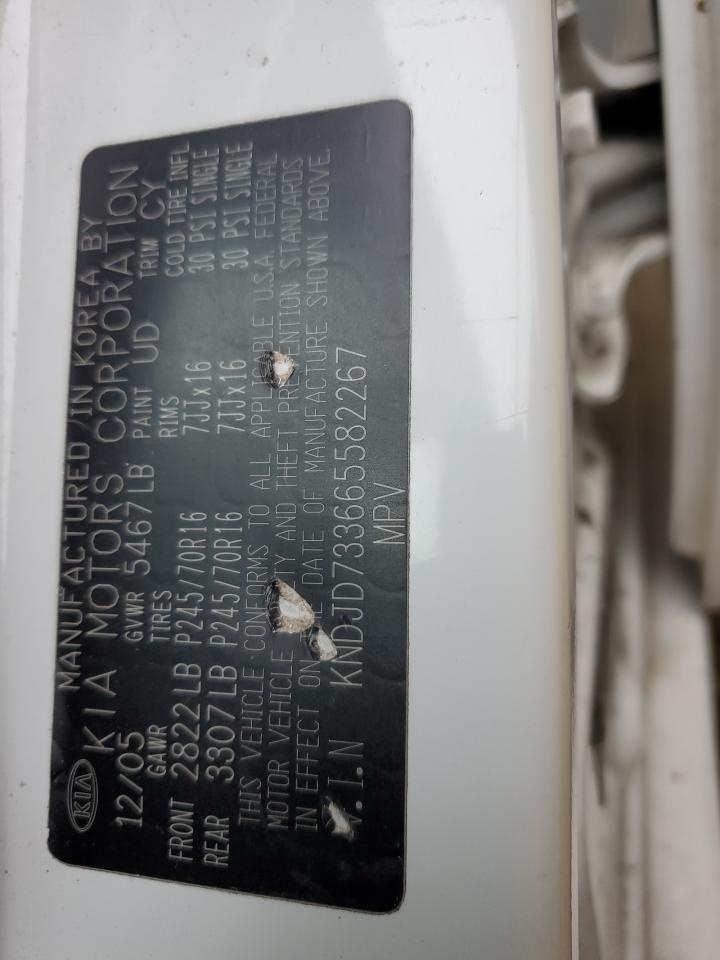 2006 Kia Sorento - Image 13