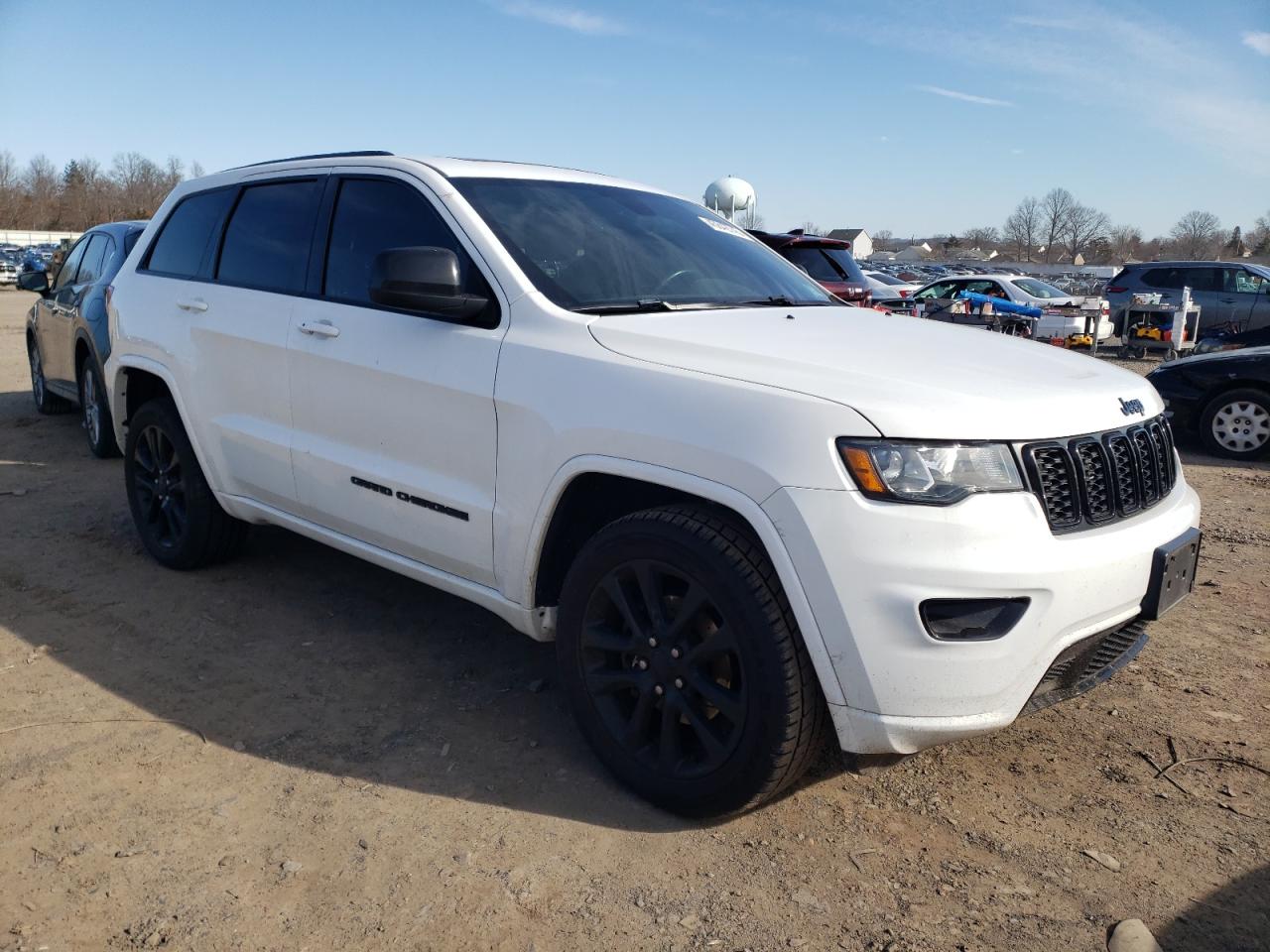 2019 Jeep Grand Cherokee - Image 4