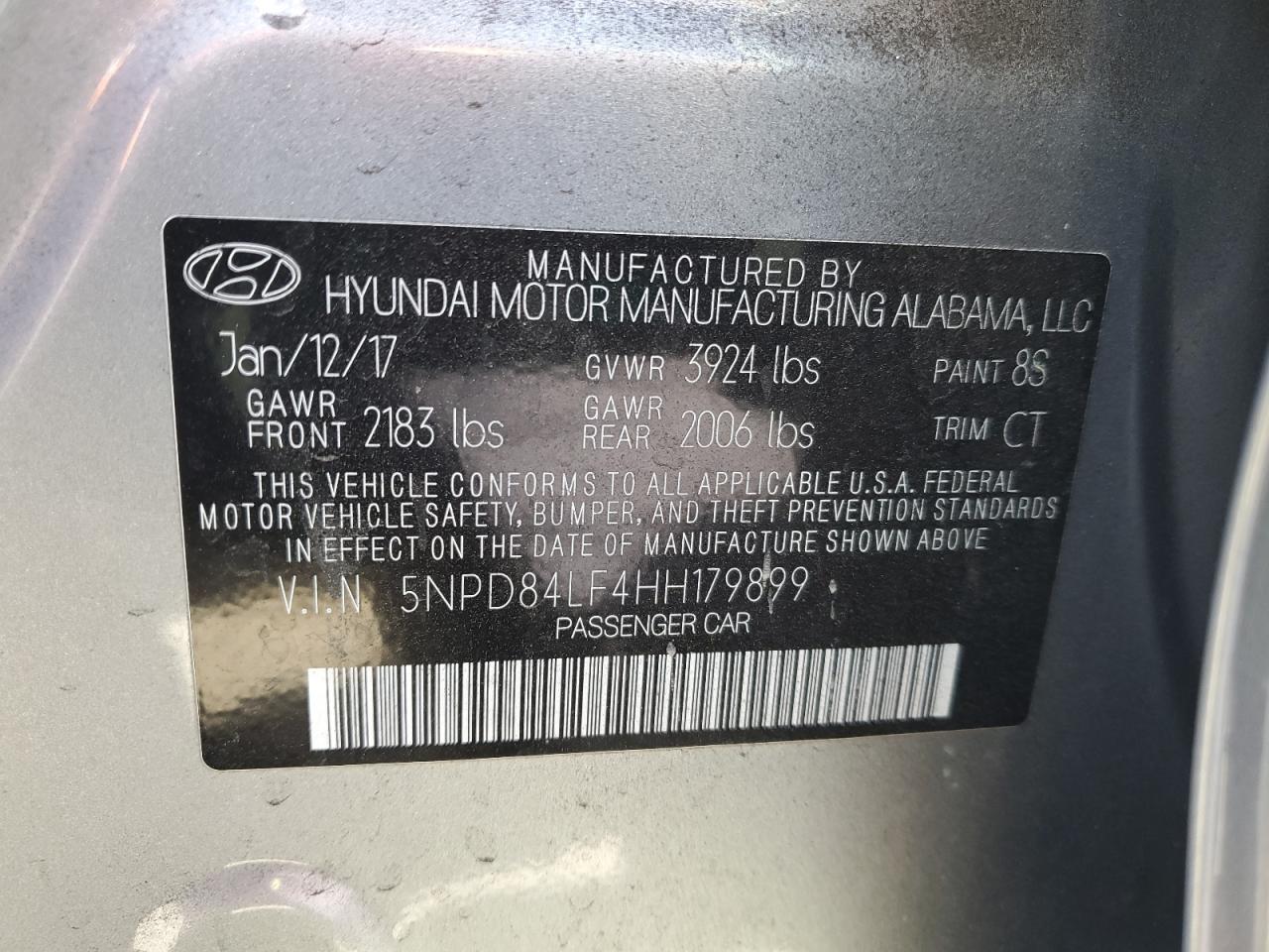 2017 Hyundai Elantra - Image 13
