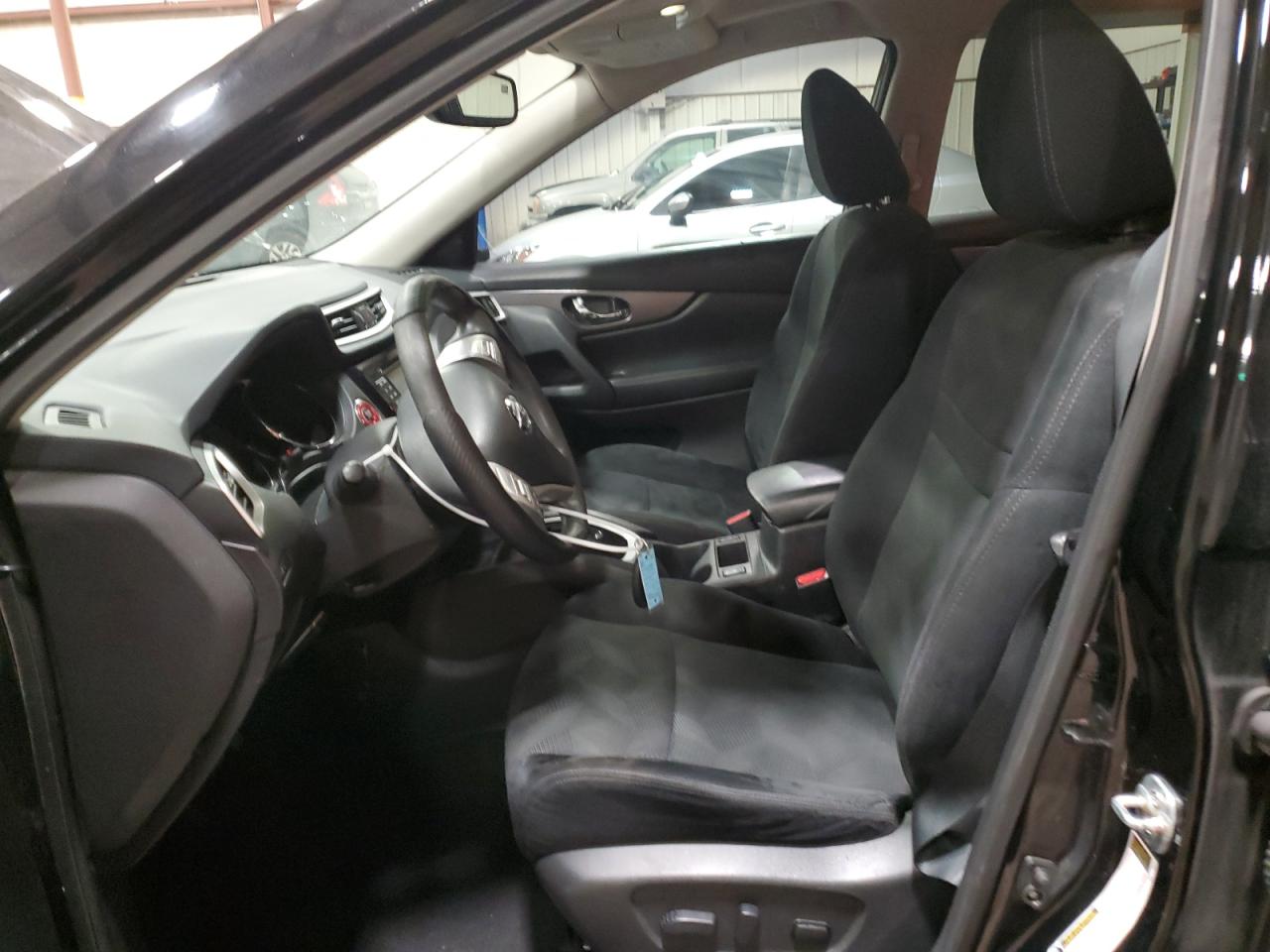 2016 Nissan Rogue - Image 7