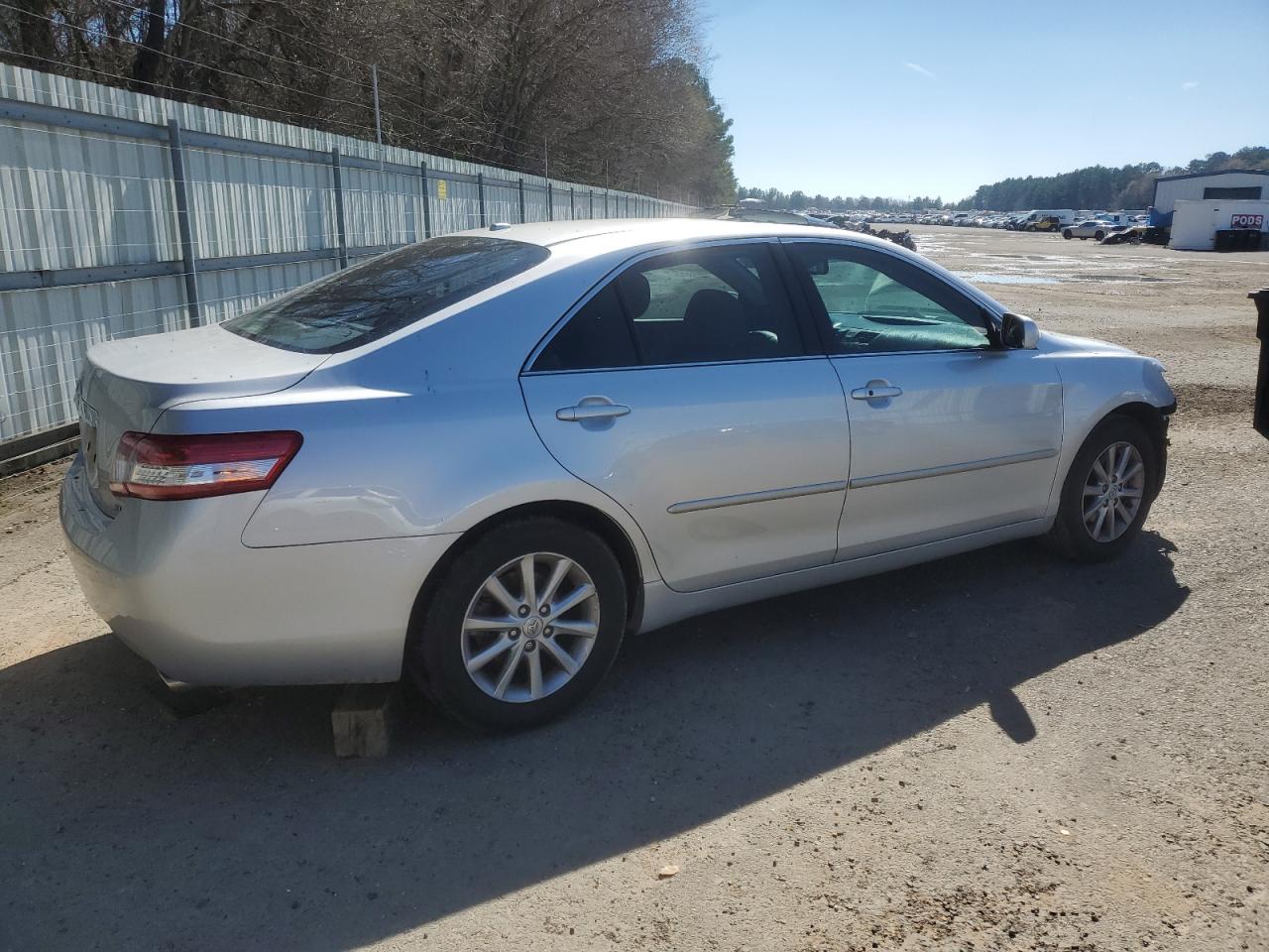 2011 Toyota Camry - Image 3