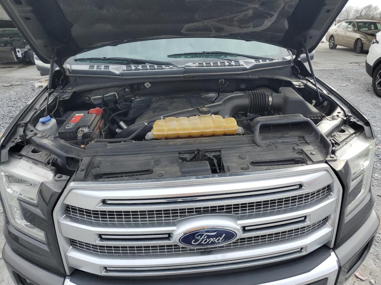 2016 Ford F-150 - Image 11