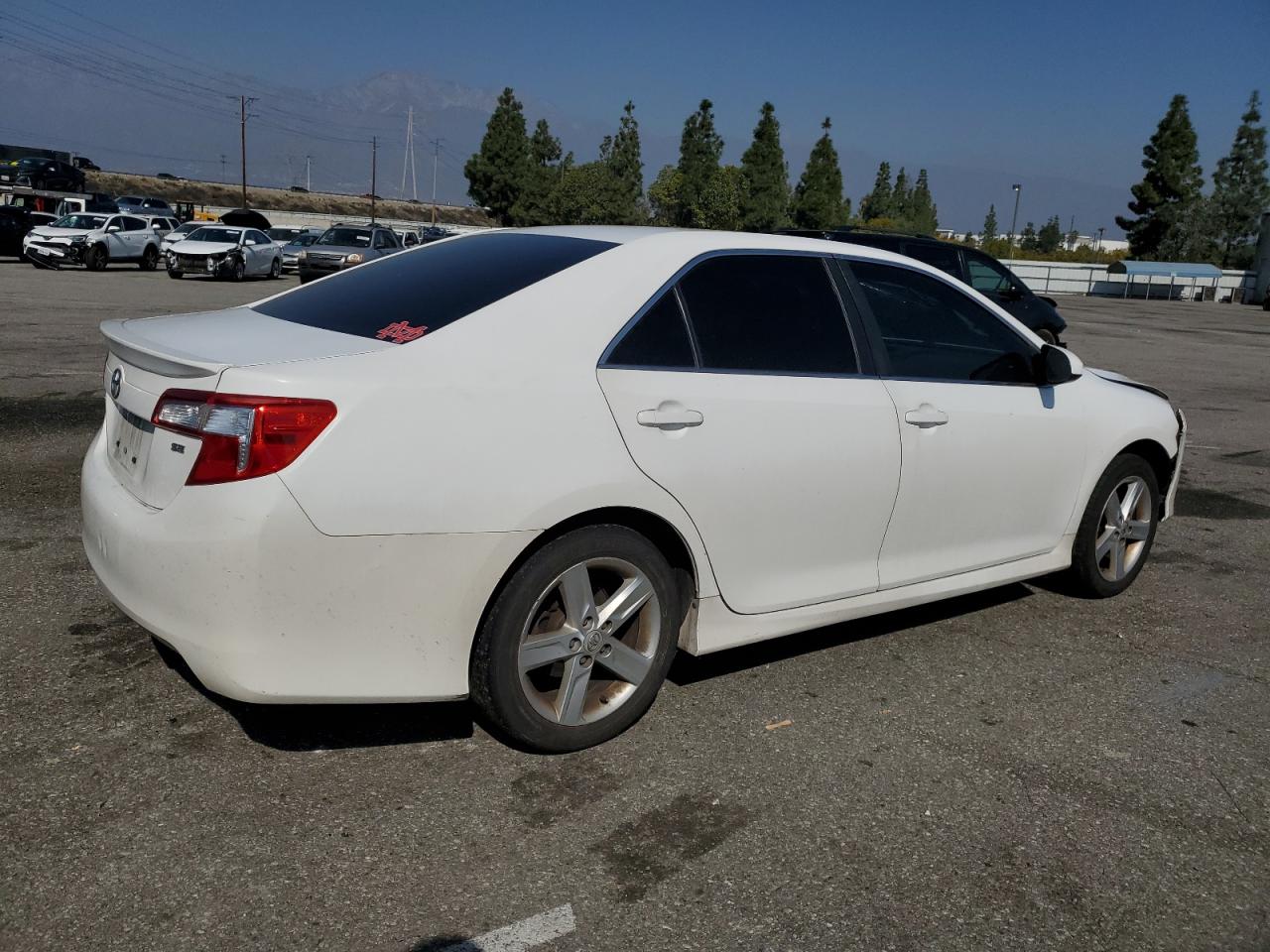 2014 Toyota Camry - Image 3