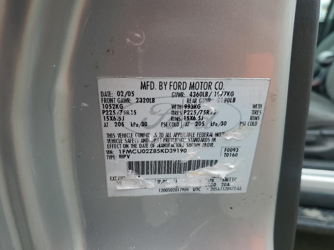 2005 Ford Escape - Image 13