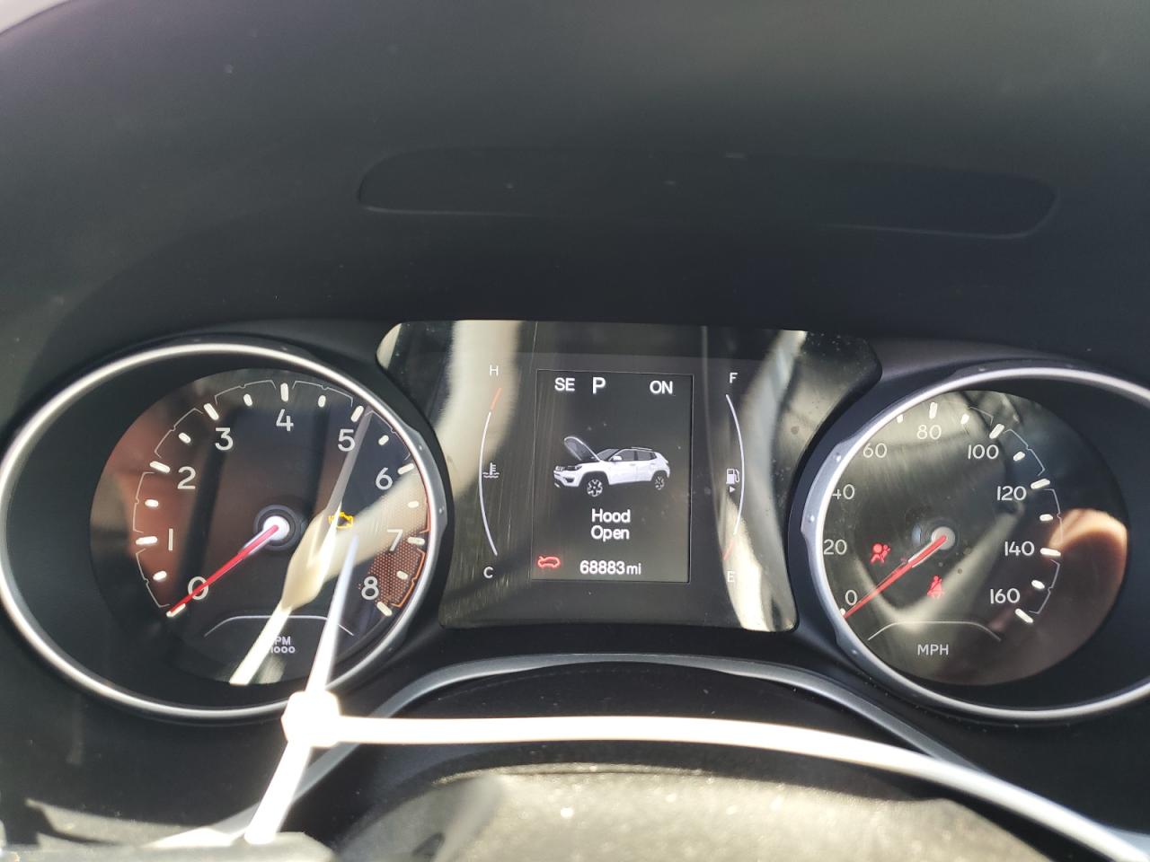 2020 Jeep Compass - Image 9