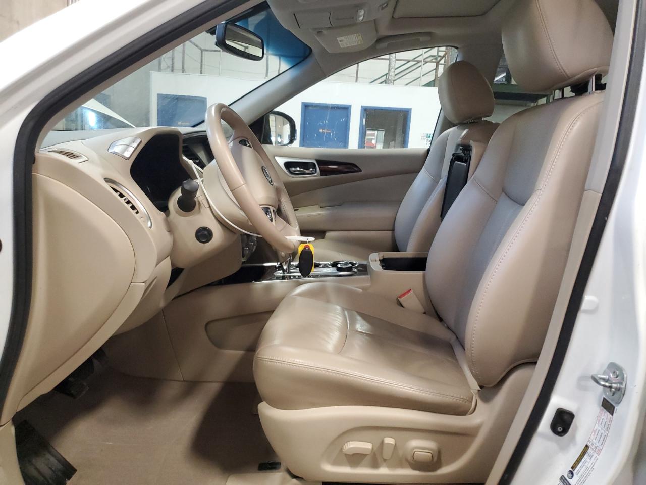 2015 Nissan Pathfinder - Image 7
