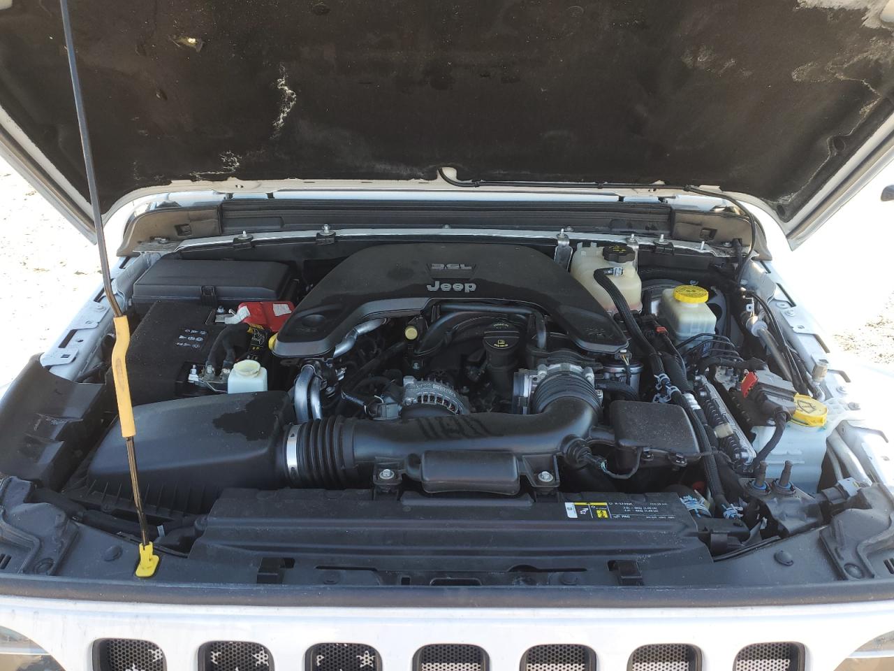 2019 Jeep Wrangler - Image 11