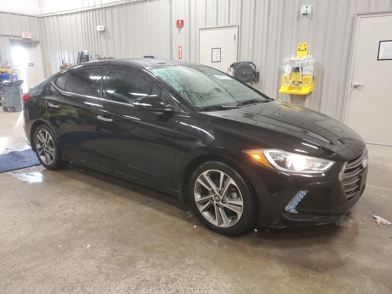 2017 Hyundai Elantra - Image 4