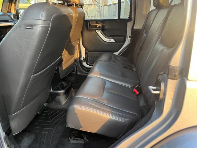 Паркетники JEEP WRANGLER 2015 Серебристый