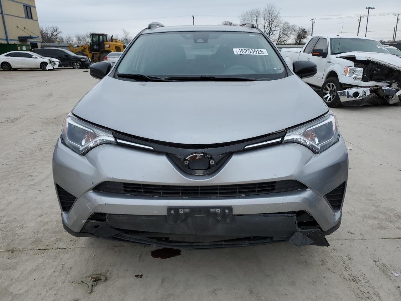 2018 Toyota RAV 4 - Image 5