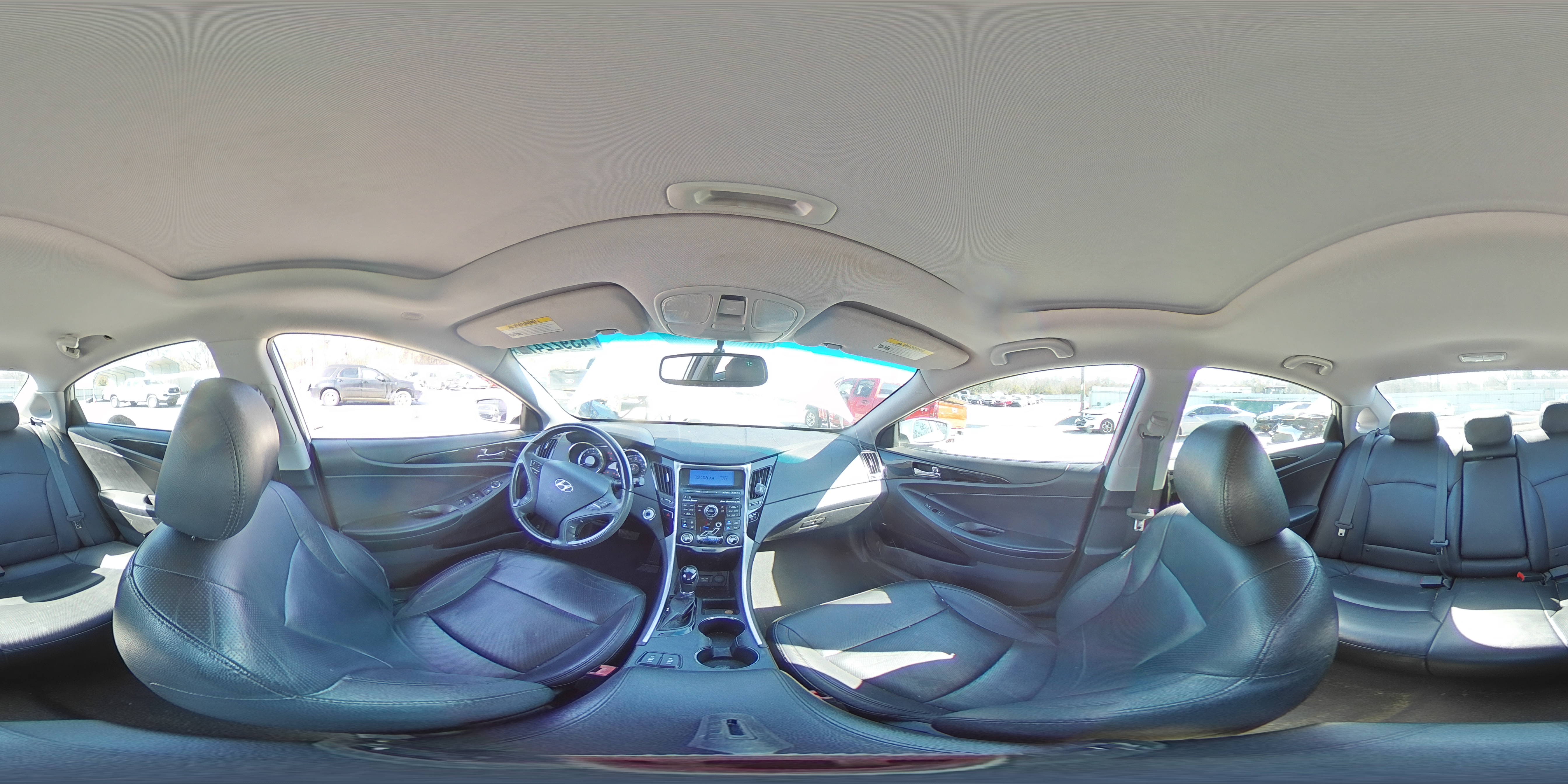 2011 Hyundai Sonata - Image 13