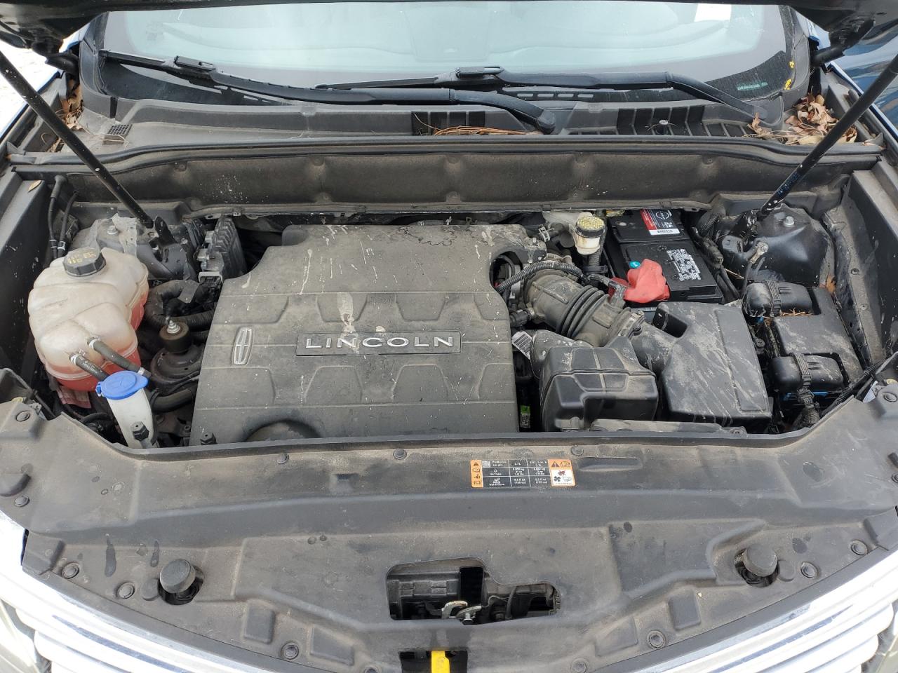 2016 Lincoln MKX - Image 12