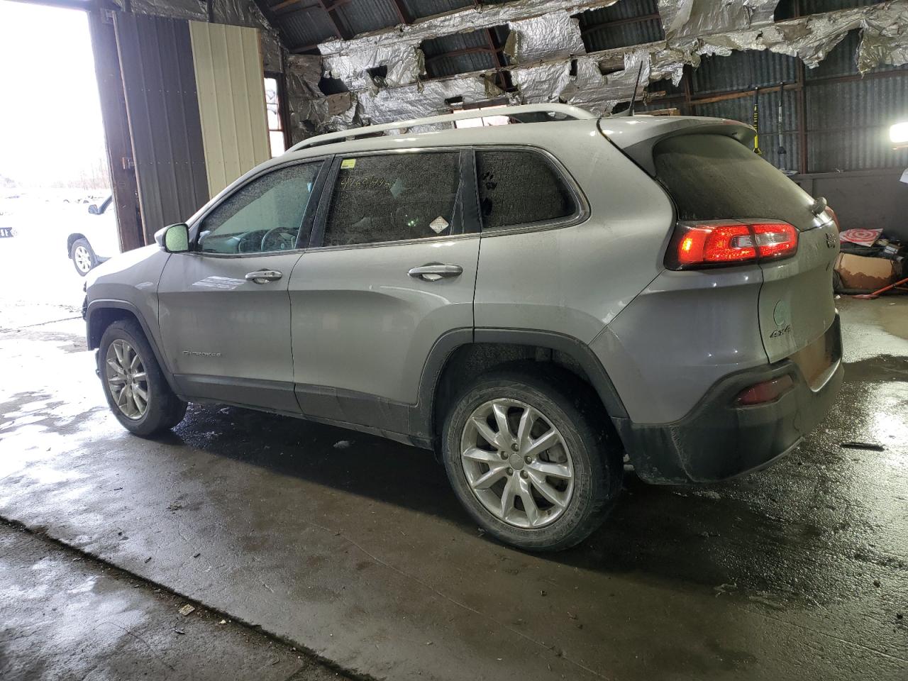2016 Jeep Grand Cherokee - Image 2