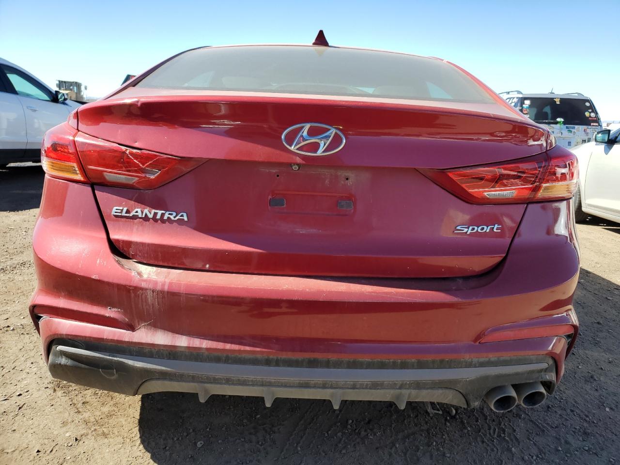 2018 Hyundai Elantra - Image 6