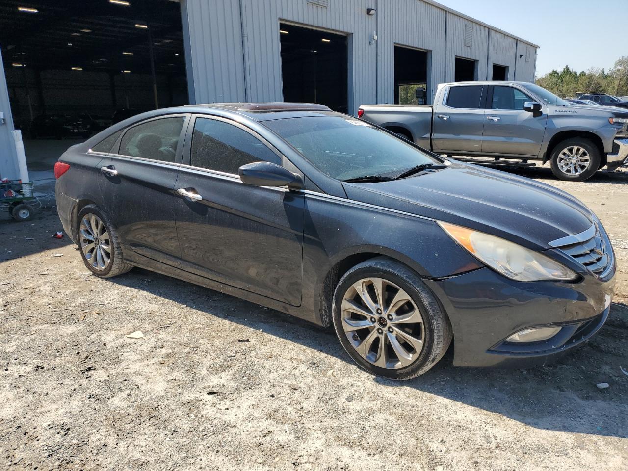 2013 Hyundai Sonata - Image 4