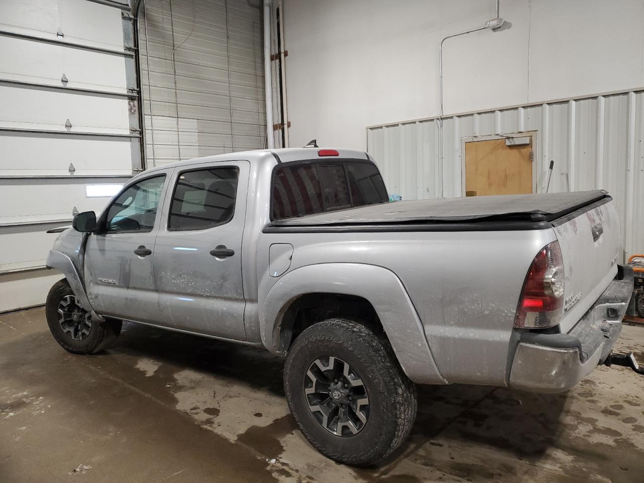 2012 Toyota Tacoma - Image 2