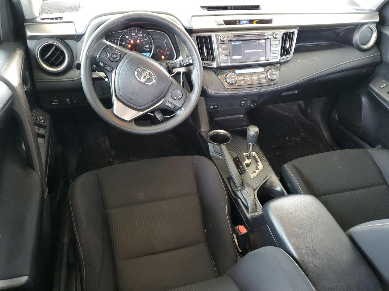 2015 Toyota RAV 4 - Image 8