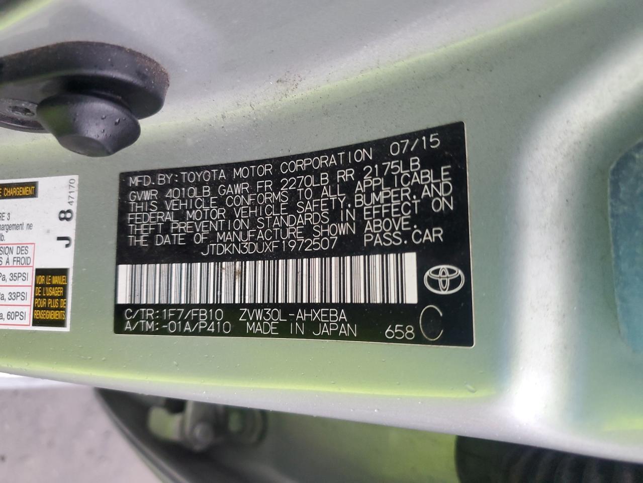 2015 Toyota Prius - Image 12