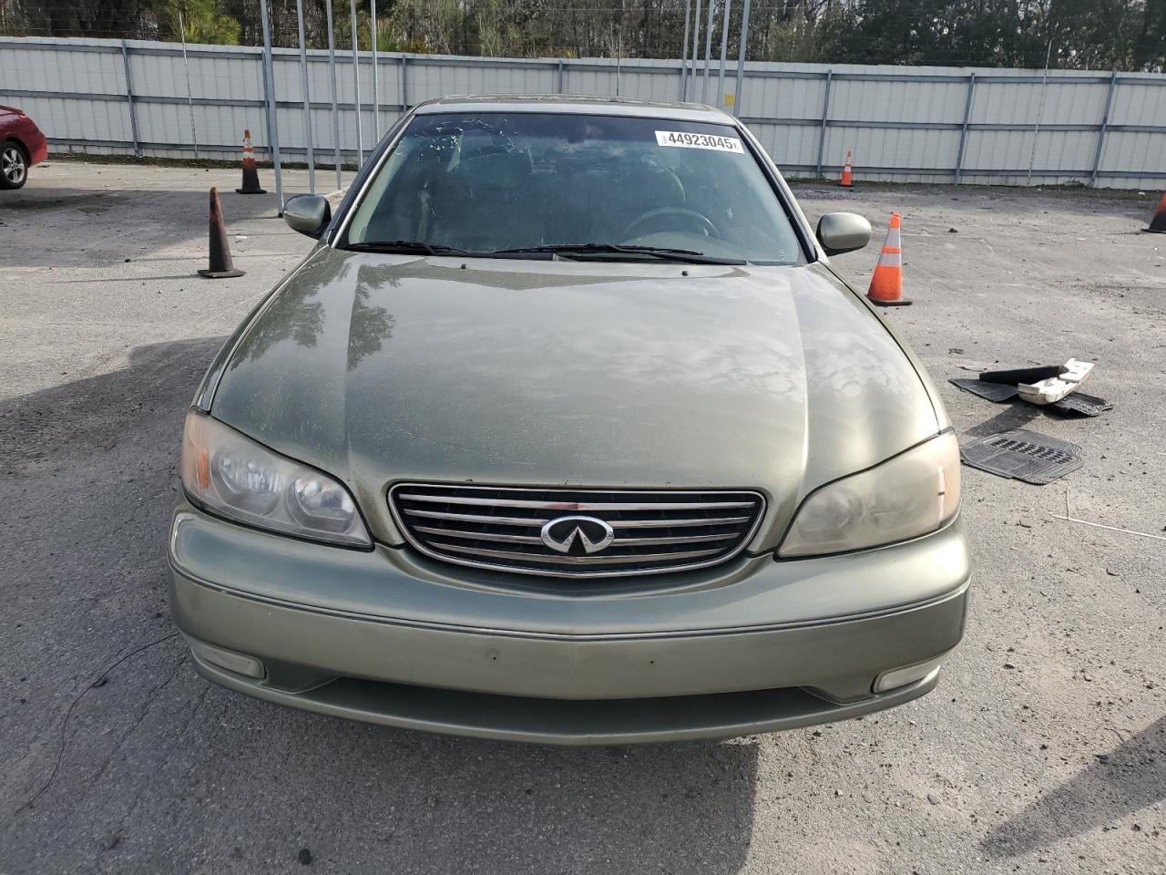 2002 Infiniti I - Image 5