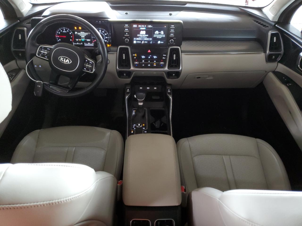 2021 Kia Sorento - Image 8