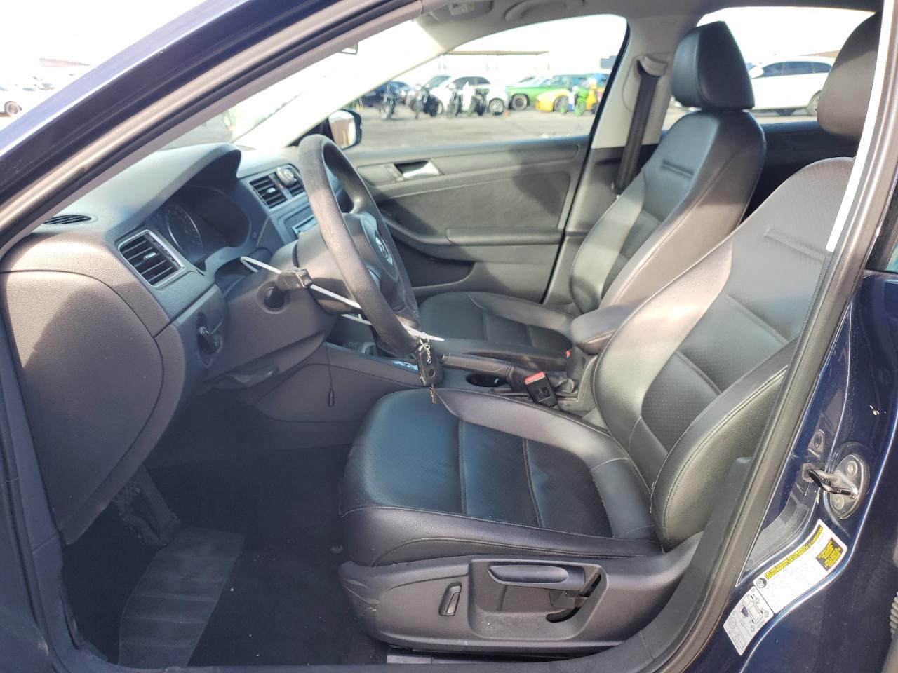 2014 Volkswagen Jetta - Image 7
