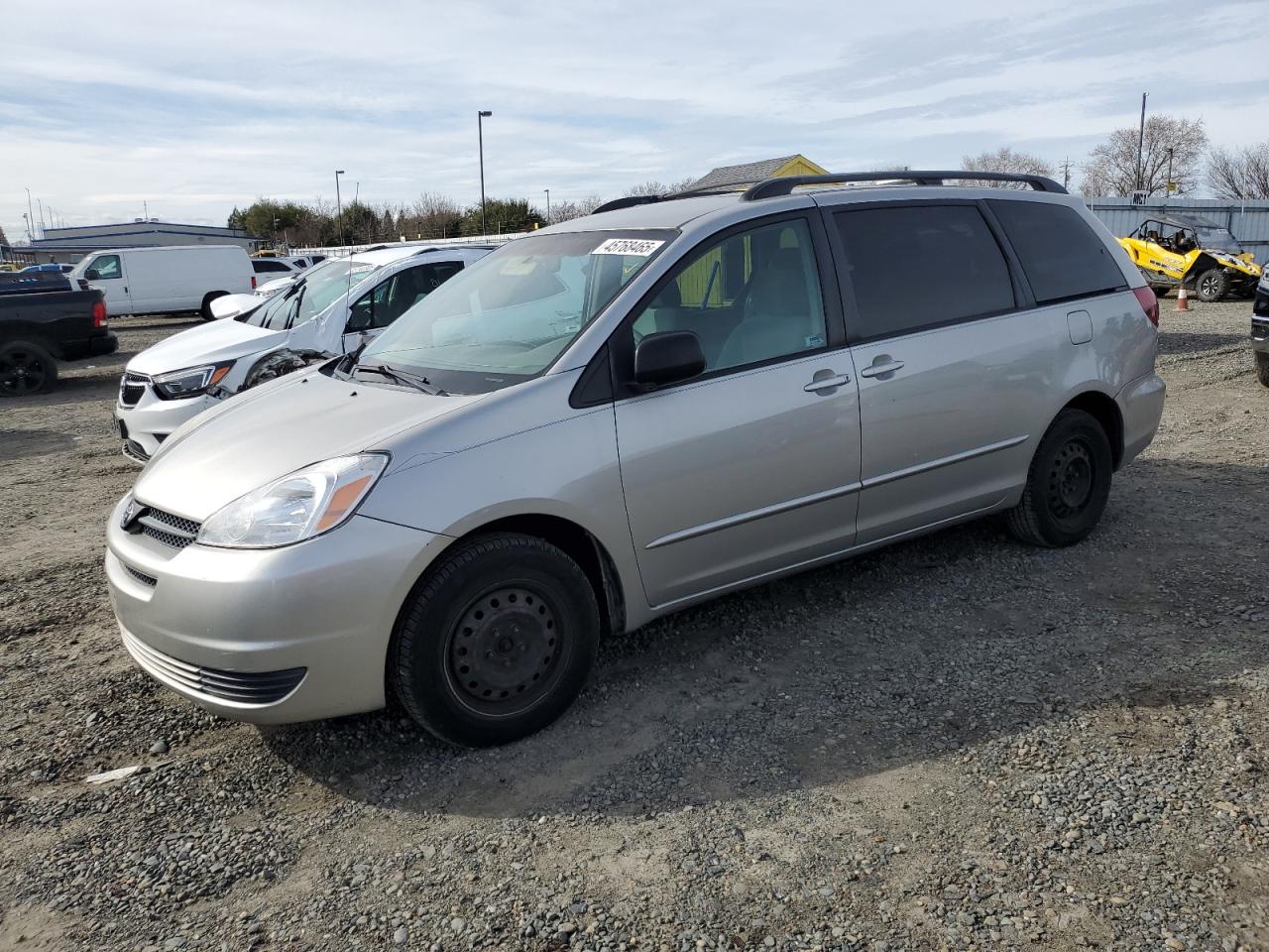 2005 Toyota Sienna - Image 1