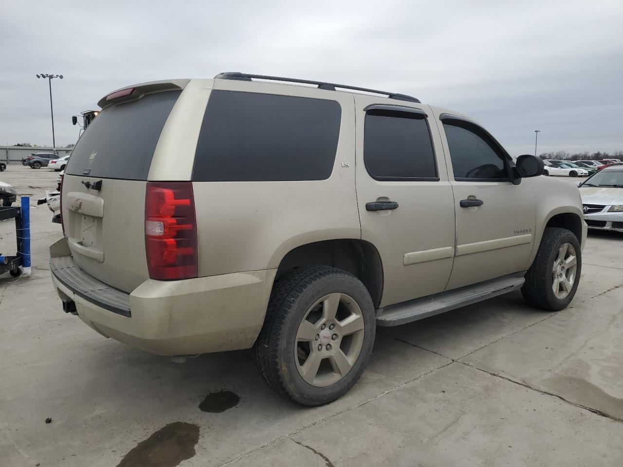 2007 Chevrolet Tahoe - Image 3