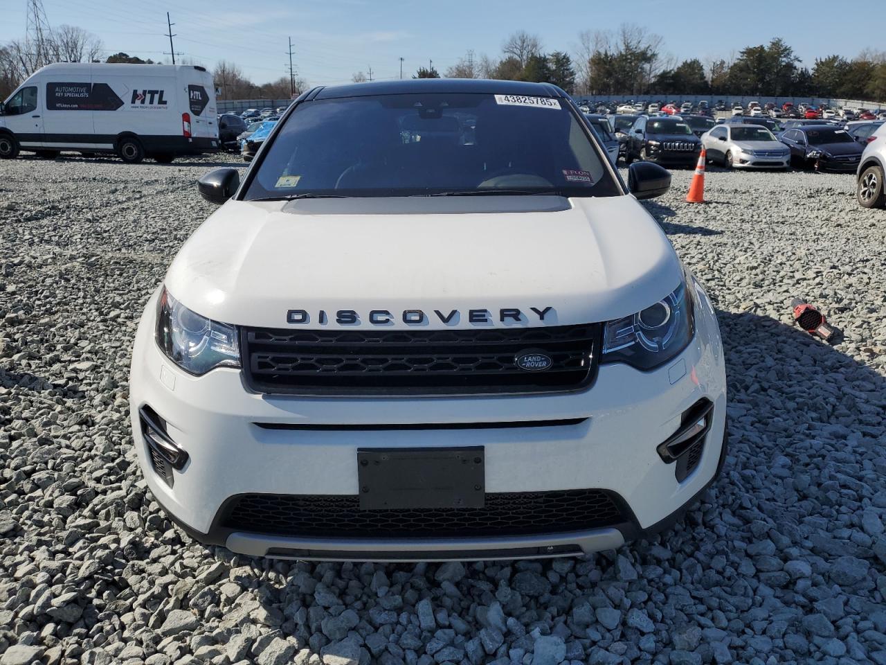 2015 Land Rover Discovery - Image 5