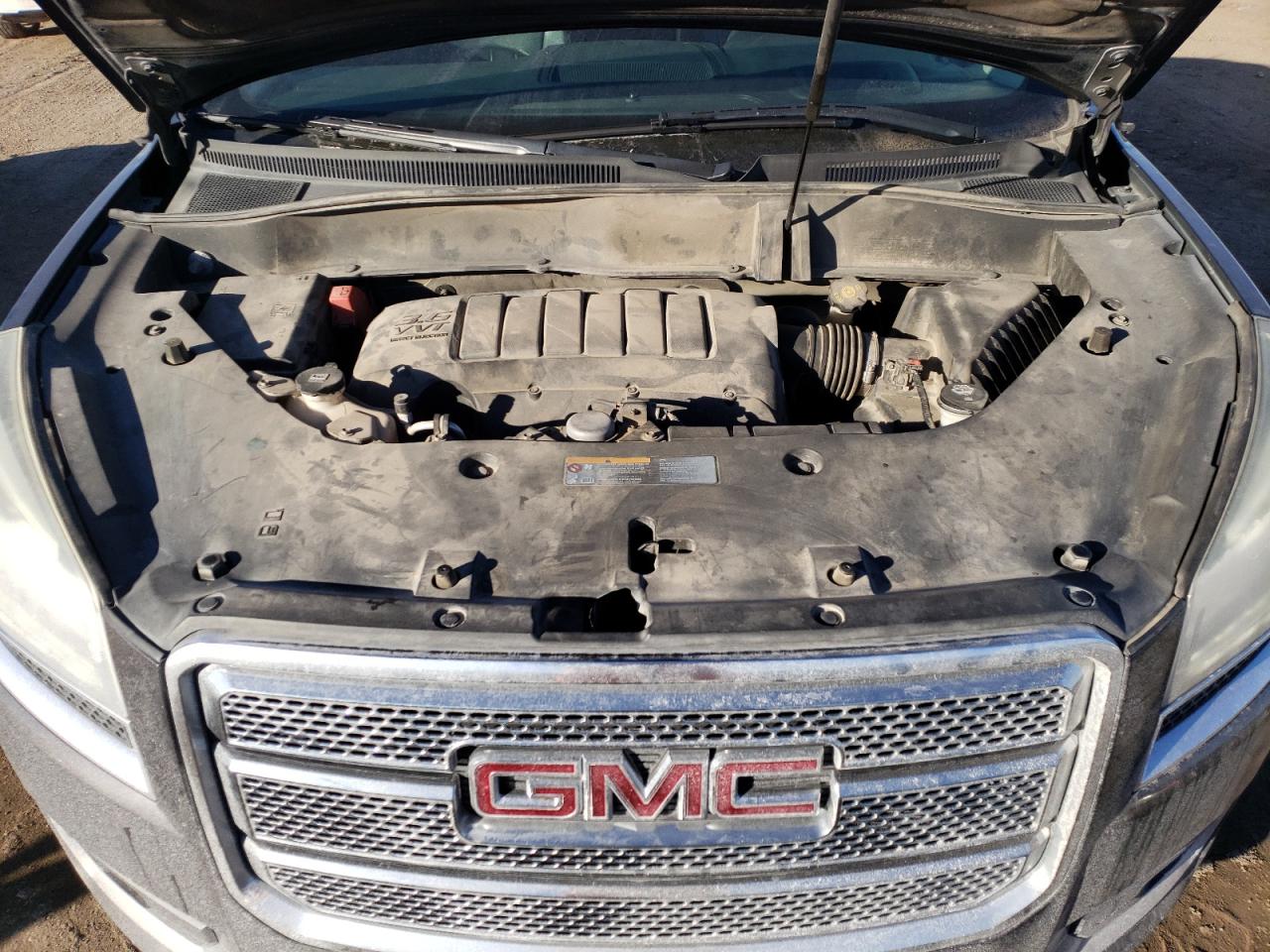 2013 GMC Acadia - Image 12