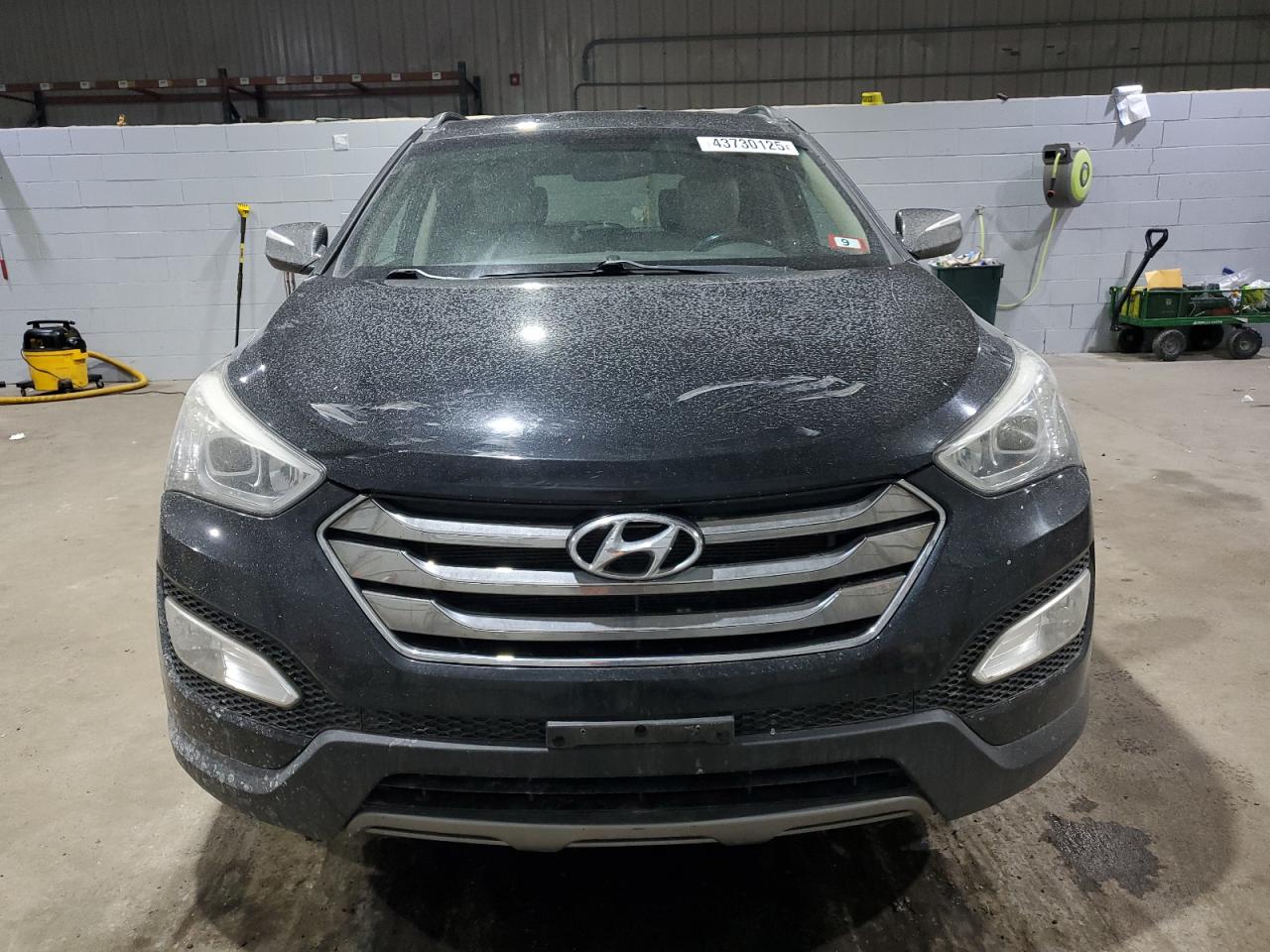 2013 Hyundai Santa Fe - Image 5