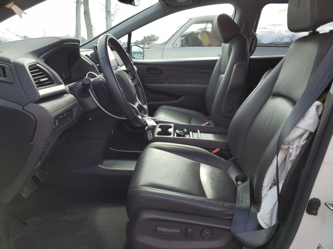2018 Honda Odyssey - Image 7