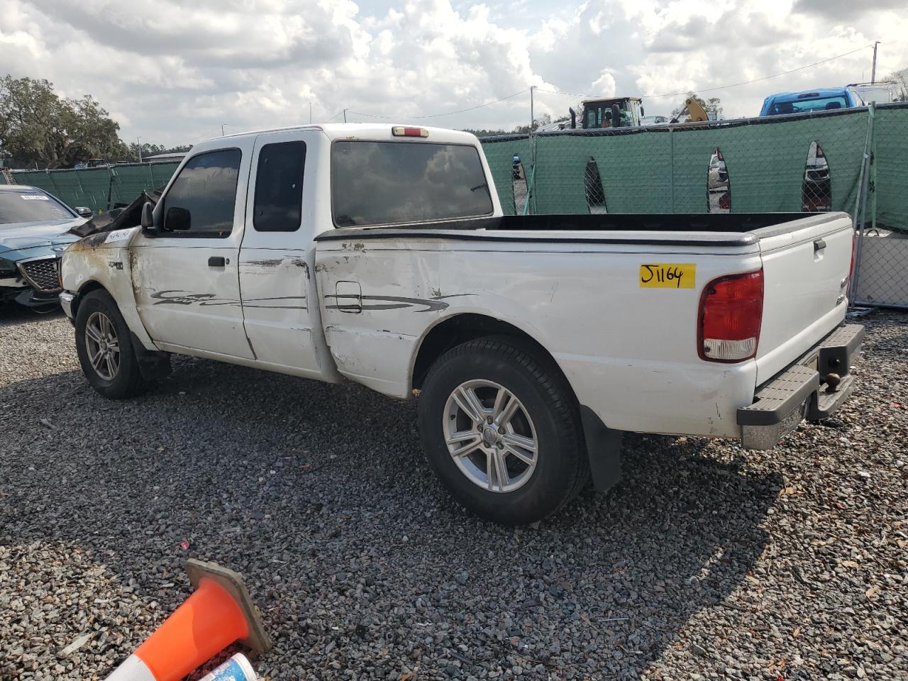 2000 Ford Ranger - Image 2