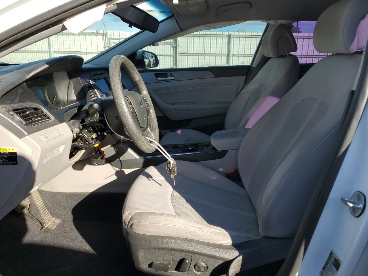 2015 Hyundai Sonata - Image 7