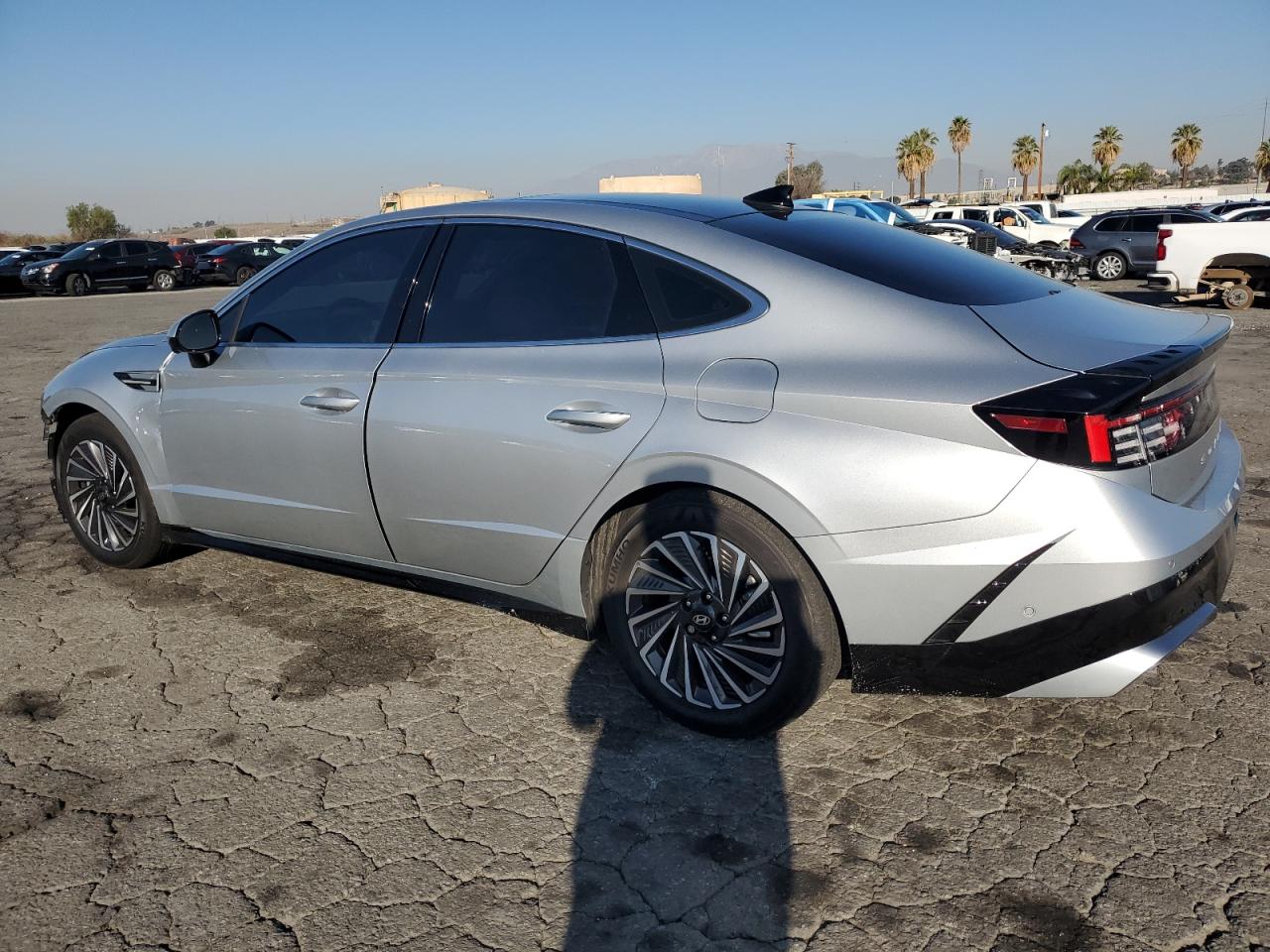 2024 Hyundai Sonata - Image 2