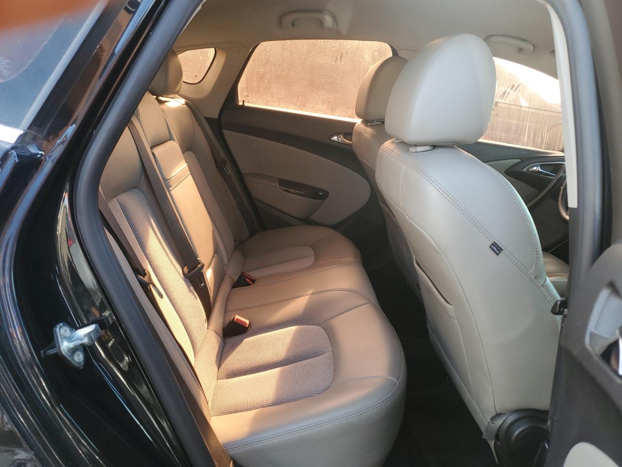 2015 Buick Verano - Image 10